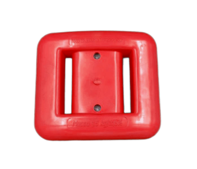 Груз в пластиковом покрытии красный